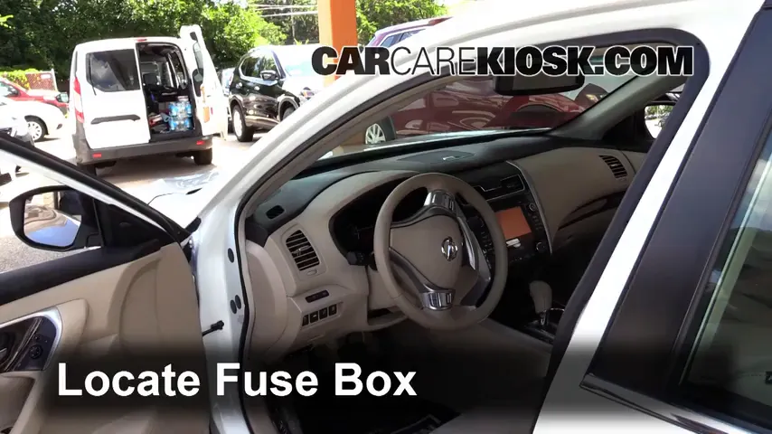 2015 Nissan Altima SL 3.5L V6 Fuse (Interior)